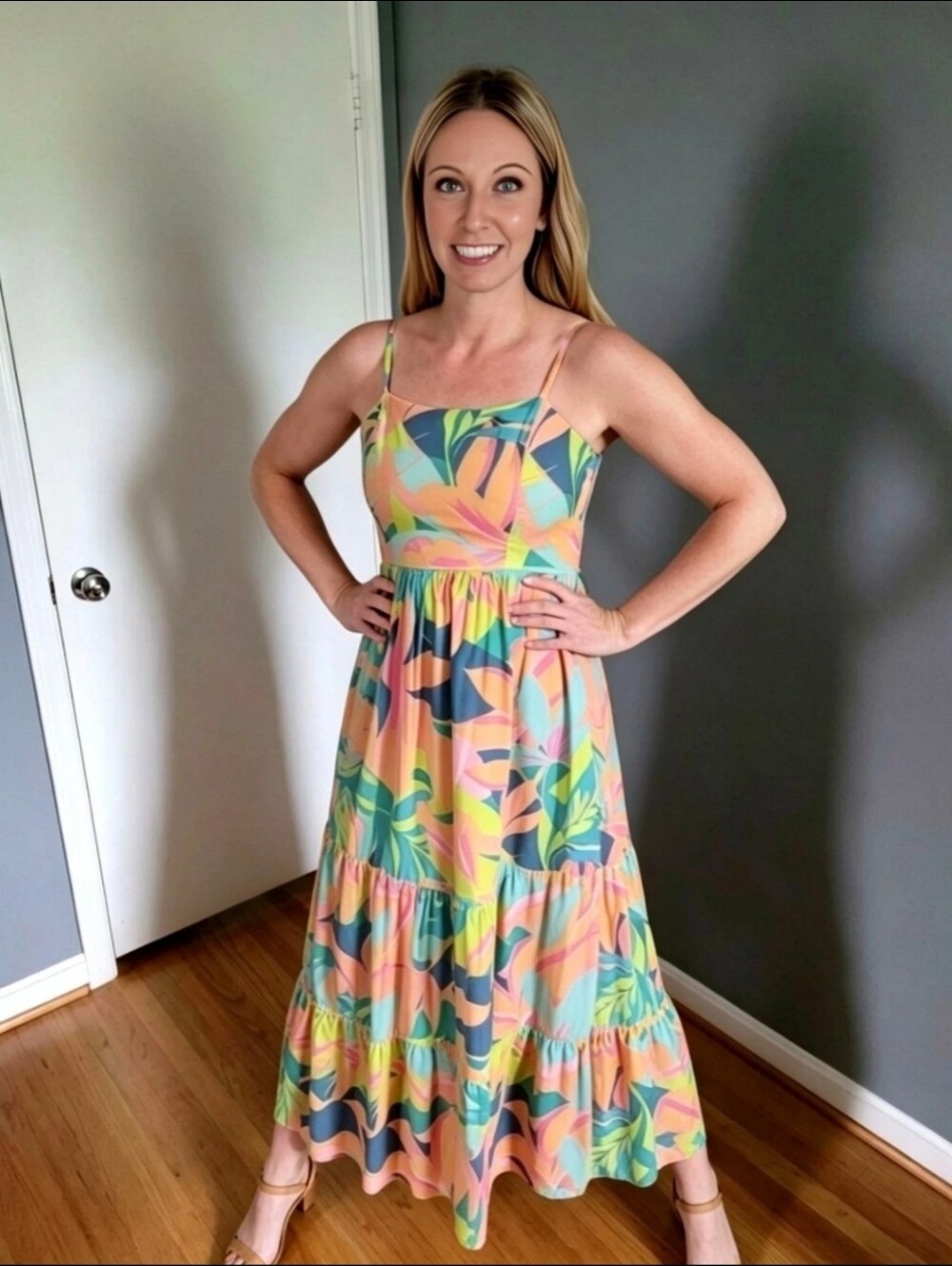 Women's Sincerely Jules Floral Smocked Square Neck Maxi Dress Size Medium